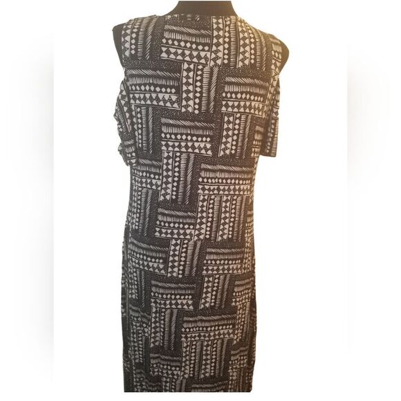 💥Design History Maxi Dress.          BYMX2 - Picture 3 of 5